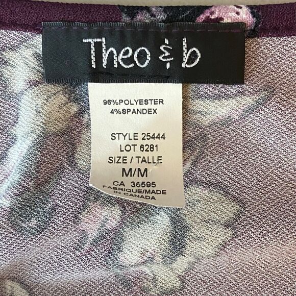 Theo & B Top Womens Medium 3/4 Sleeve Purple Floral Blouse - Picture 4 of 4